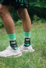 Load image into Gallery viewer, Summint Socks